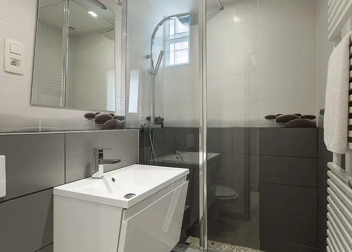 Maisonnee - A Charming Haven Apartment *